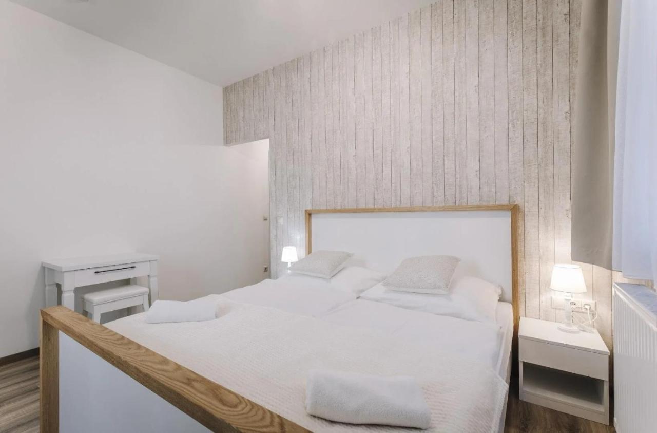 Apartmanhaz Soho Győr Eksteriør billede